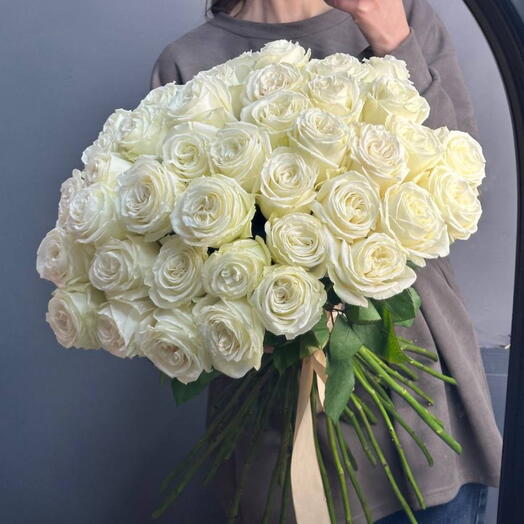 Bouquet of 41 white peony-shaped roses