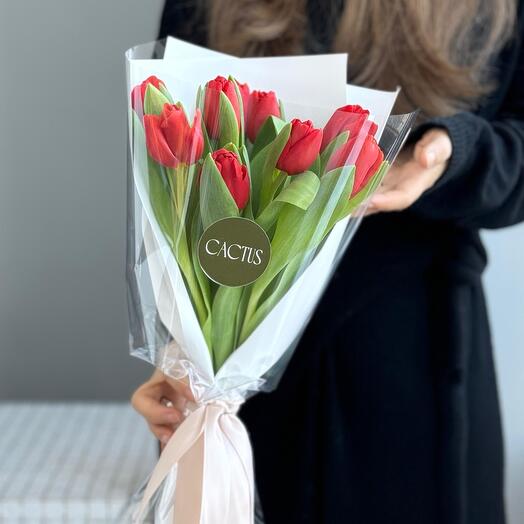Моно букет из 9 тюльпанов RED