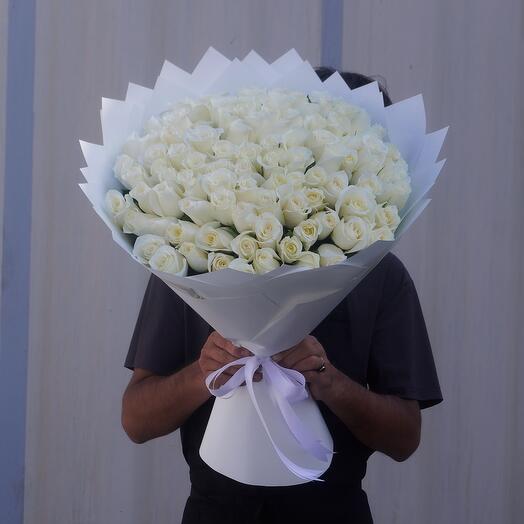 White roses bouquet