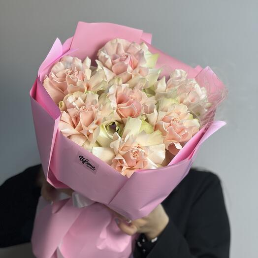 Монобукет из 7 ажурных роз