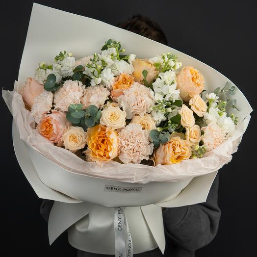 Авторский букет "Juliette marmalade 🌷" с пионовидными розами