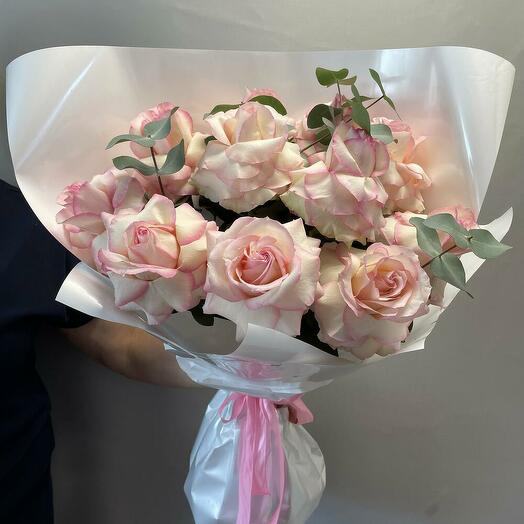 Bouquet of 11 French Esperance roses