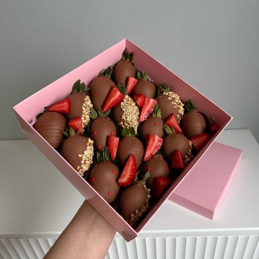 Клубника в шоколаде Набор молочная сладость