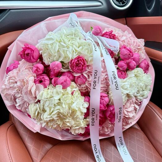 Евро букет из кустовых роз