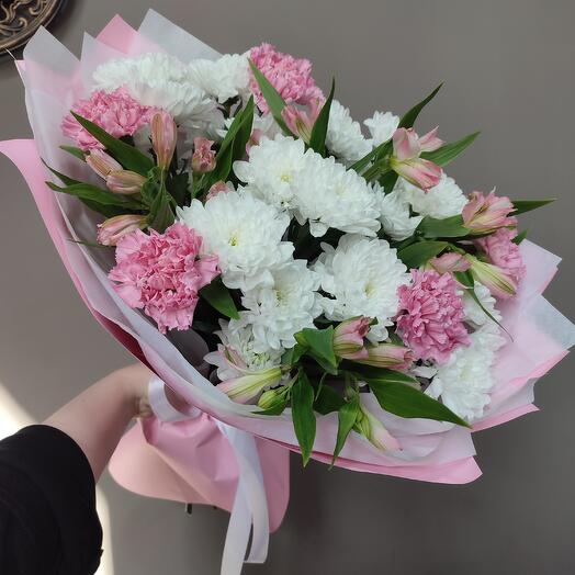 Bright pink persistent bouquet