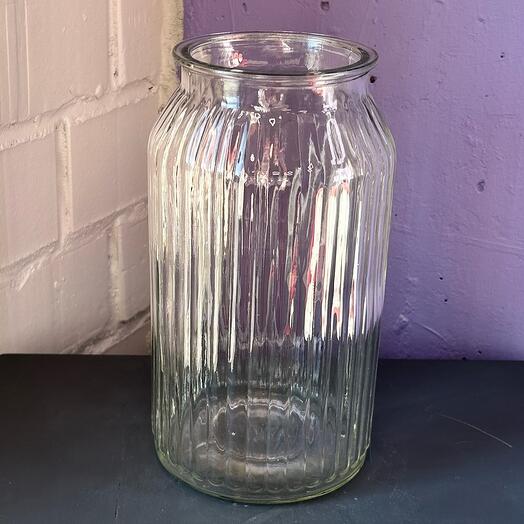 Ваза под цветы 12