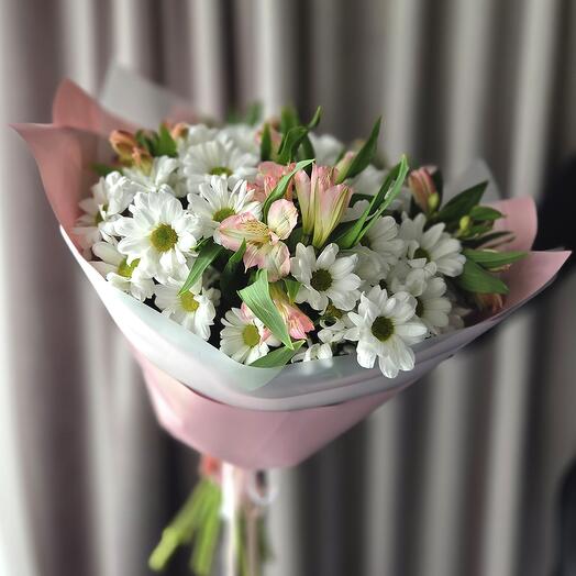 Crisantemos y alstroemeria