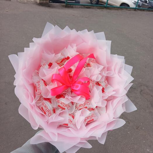 Букет "Рафаэлло нежный"