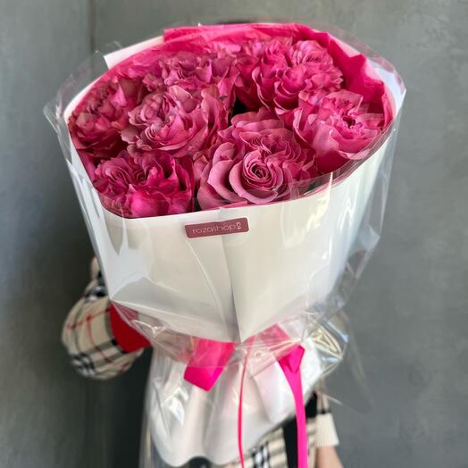 Mono-ramo de rosas peonías brillantes