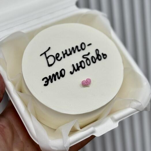 Бенто красный бархат с вишней
