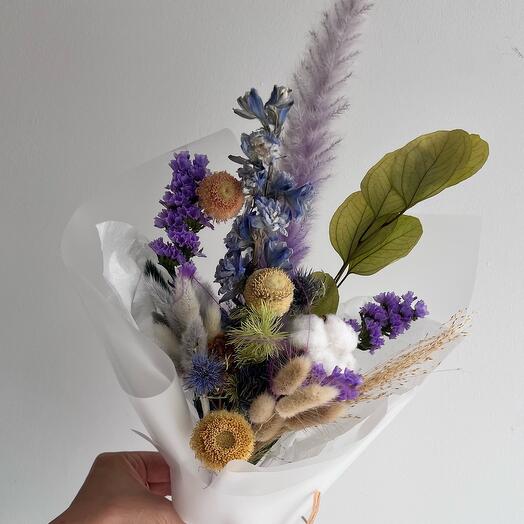 Фиолетовый