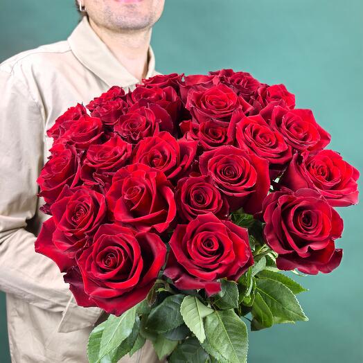 Красная роза Эксплорер Explorer 25 шт