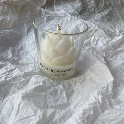 Свеча в стекле Лотос