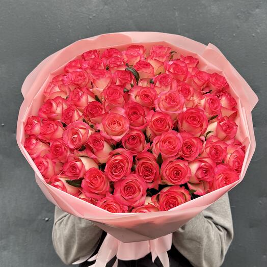 Букет розово-малиновые розы