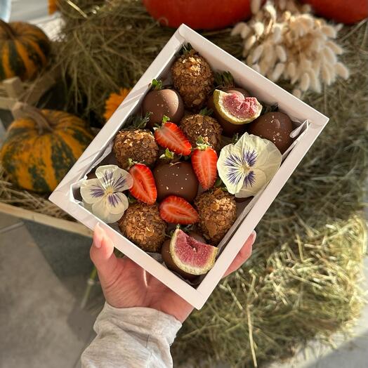 Клубника в молочном шоколаде 12🍓