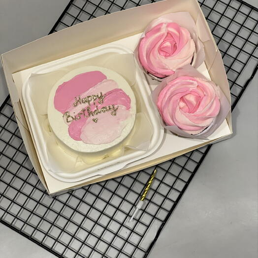 Бенто торт и 2 капкейка «happy birthday