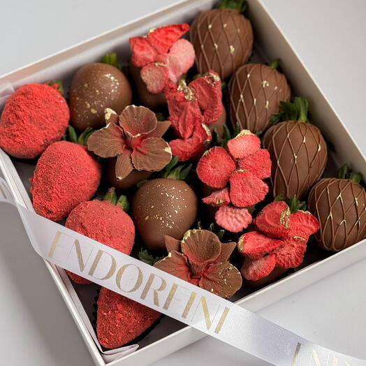 Клубника в шоколаде Callebaut в подарок