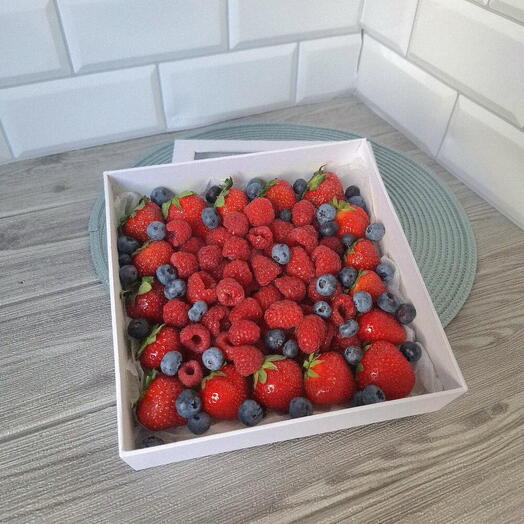 Коробочка Свежие ягоды