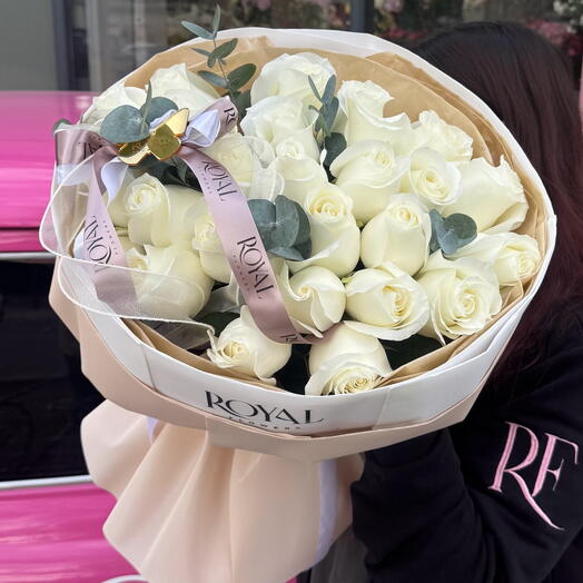 Роскошные розы сорта "PROUD"