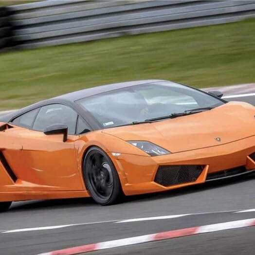 🎀Заезд на Lamborghini Gallardo За рулем 1 сеанс 💝