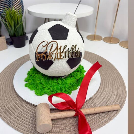 Торт мяч