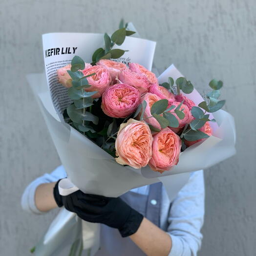 Пионовидные розы нежный букет 🌸