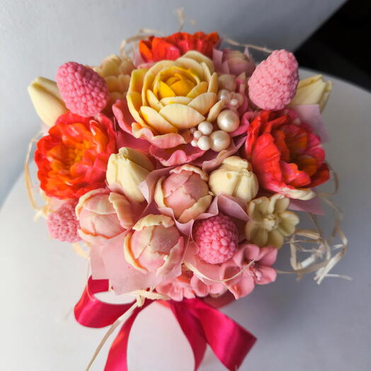 Шоколадный букет в коробке