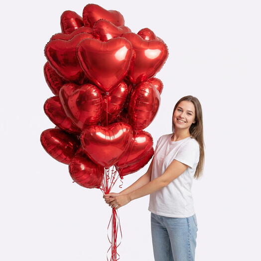 25 фольгированных сердец