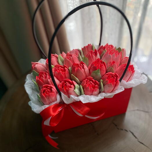 Delicate flowers , marshmallows