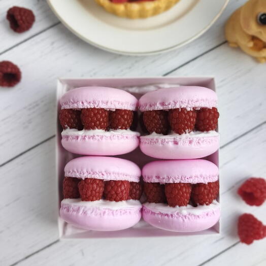 Мыло ручной работы Макаруны с малиной