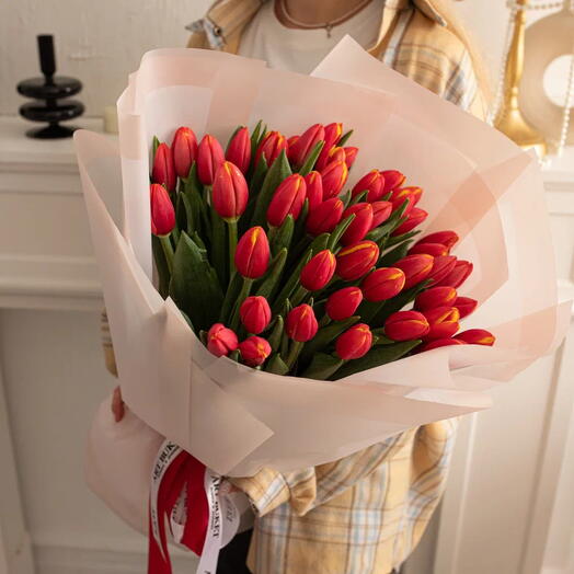 45 тюльпанов в оформлении