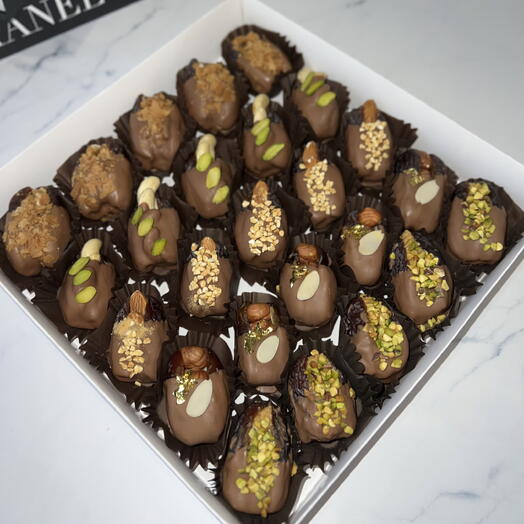 Финики в шоколаде callebaut