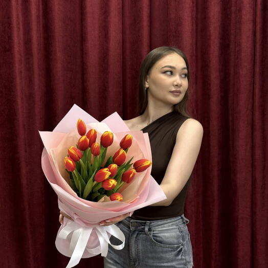 Желто красные тюльпаны 15