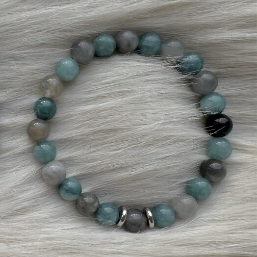 Браслет под голубые и серые глаза