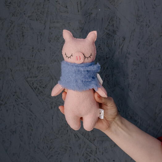 Игрушка ручной работы Хрюшка