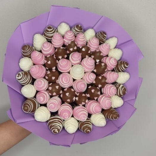 Букет клубника в шоколаде, Вдохновение номер 2 (некрупная сезонная клубника)