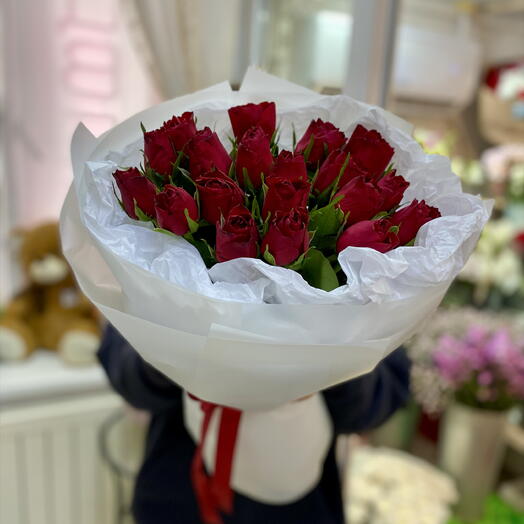 Букет из красных роз 15шт