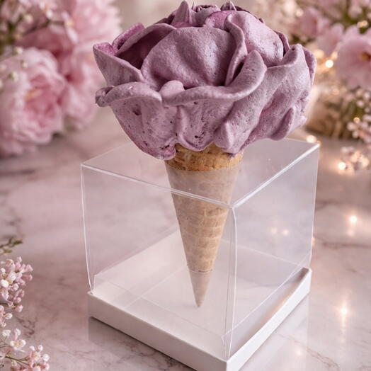 Пион в вафельном рожке с шоколадно-зефирной начинкой