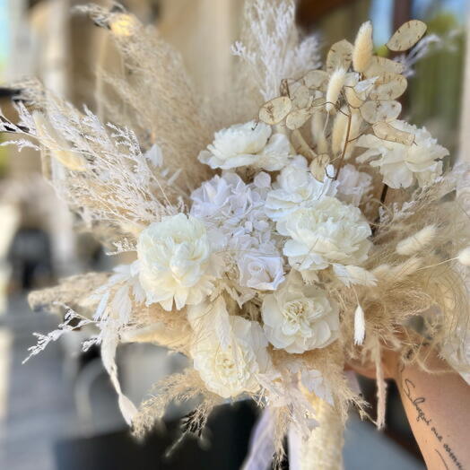 White with peonies
