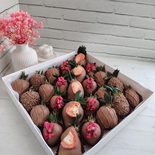 Клубника в молочном шоколаде 25 🍓🍓🍓