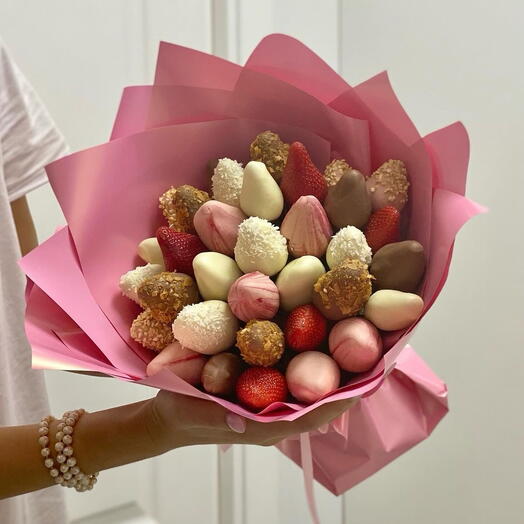 Розовая Букет 💐из клубника в шоколаде