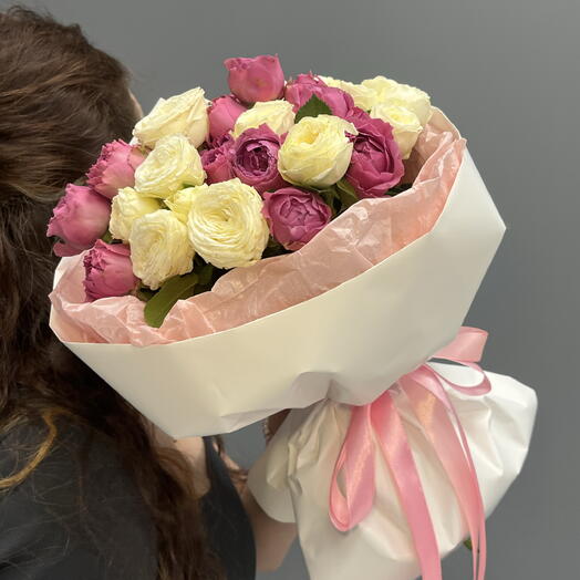 Букет из пионовидных роз 💕