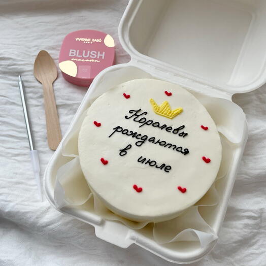 Бенто торт королеве + подарок от Vivienne Sabo - румяна MACARON