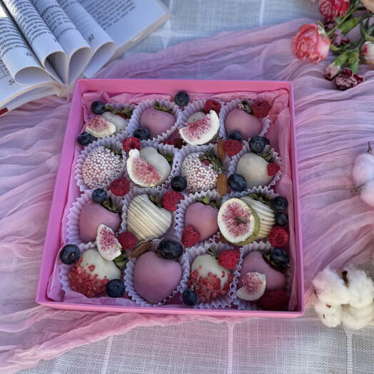 🍓 «Роскошный ягодный набор: клубника в шоколаде 16 шт» в коробке 🍫🎀