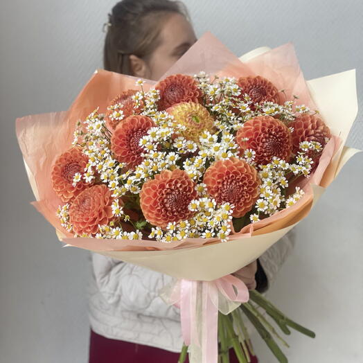 11 георгин с ромашками
