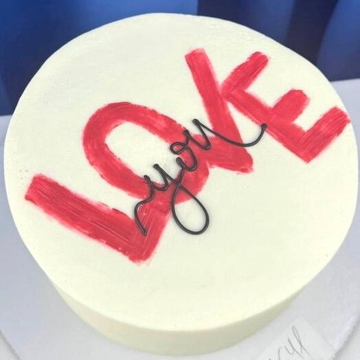Торт девушке на день рождения, «Love»