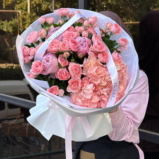Pink Bonita