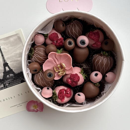 «Наслаждение» клубника в шоколаде Callebaut