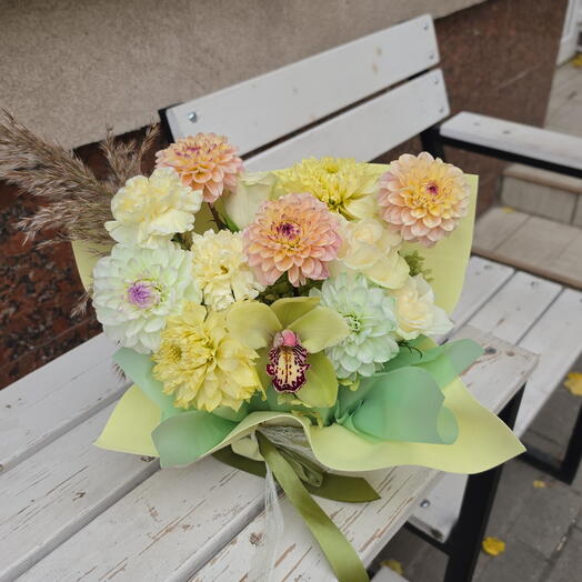 Яркая композиция 🌼