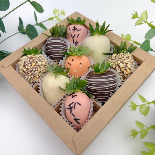 Strawberries in chocolate "5 flavors" 9kl